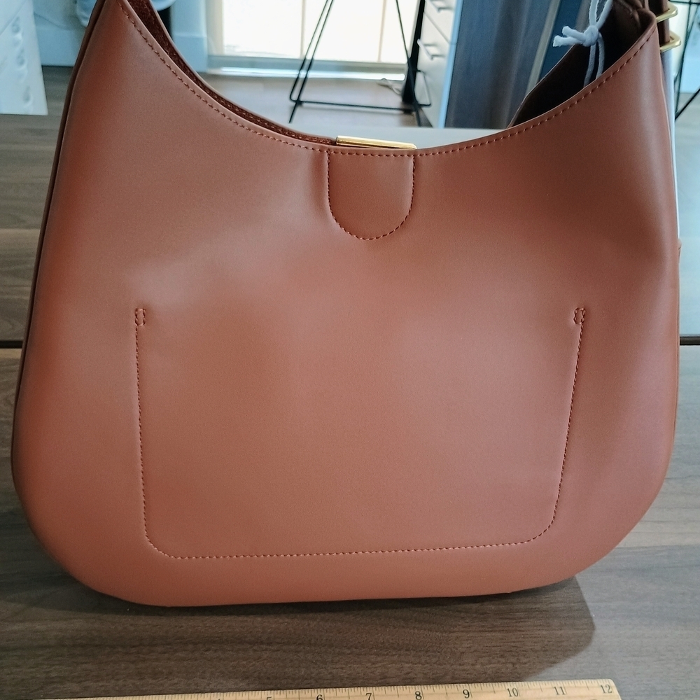 Amazon Essentials Tan Shoulder Bag - Picture 4 of 8